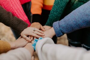 Adolescência em debate no programa Linhas Cruzadas, da TV Cultura